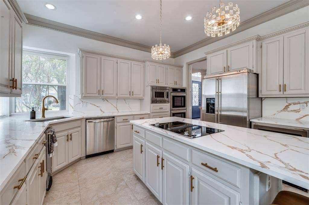 4605 Adrian Way, Plano, TX 75024 4605 Adrian Way, Plano, TX 75024