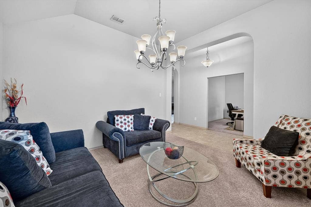 1107 Fairhaven Drive, Glenn Heights, TX 75154 1107 Fairhaven Drive, Glenn Heights, TX 75154