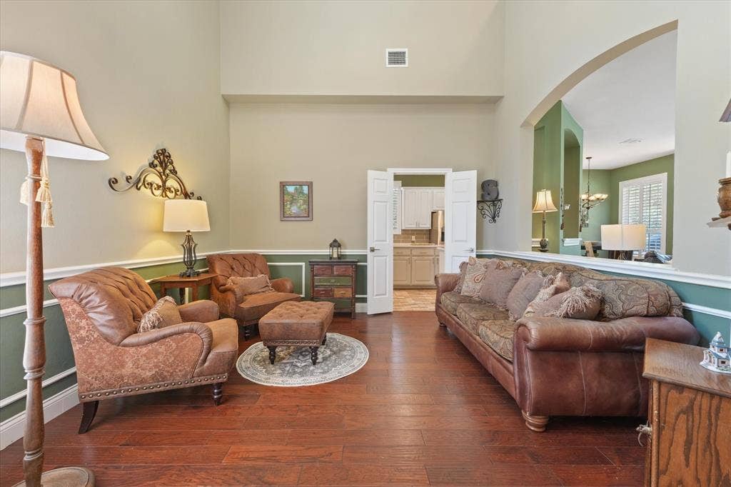 2105 Birdwood Circle, Corinth, TX 76210 2105 Birdwood Circle, Corinth, TX 76210