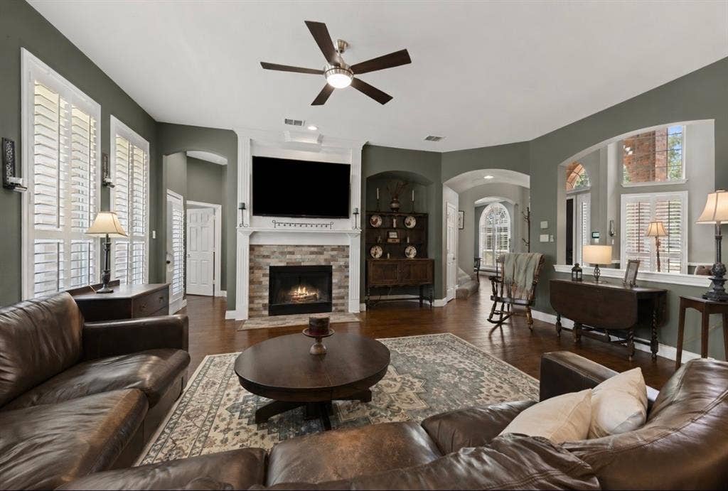 2105 Birdwood Circle, Corinth, TX 76210 2105 Birdwood Circle, Corinth, TX 76210