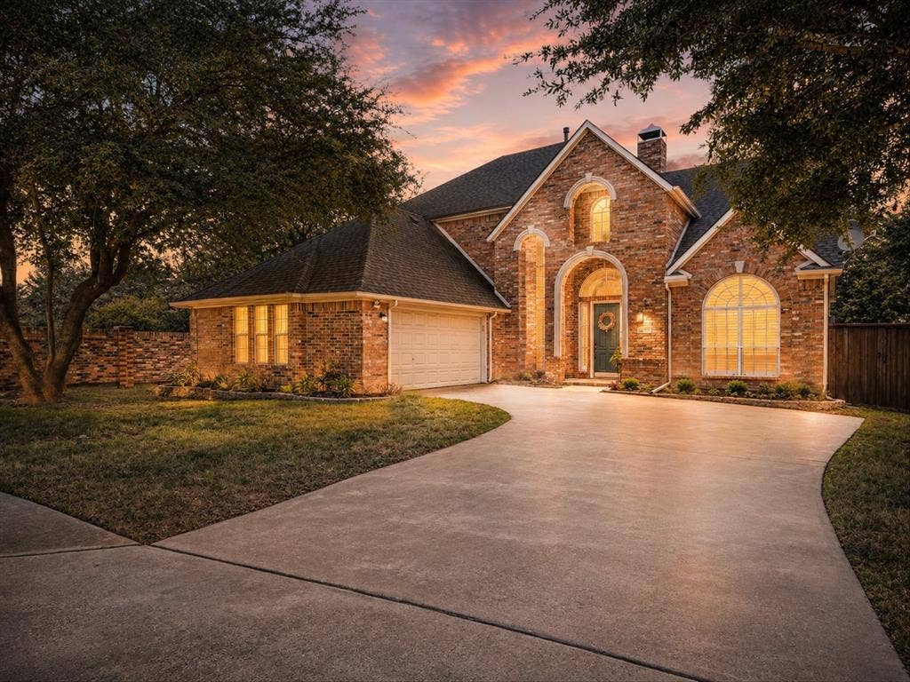 2105 Birdwood Circle, Corinth, TX 76210 2105 Birdwood Circle, Corinth, TX 76210