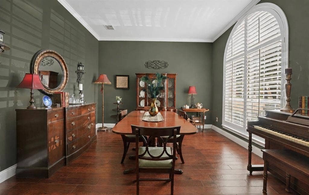 2105 Birdwood Circle, Corinth, TX 76210 2105 Birdwood Circle, Corinth, TX 76210