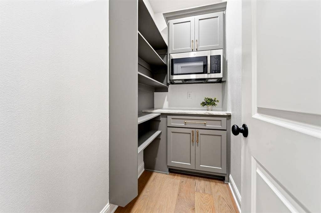 305 Grace Lane, Athens, TX 75751 305 Grace Lane, Athens, TX 75751