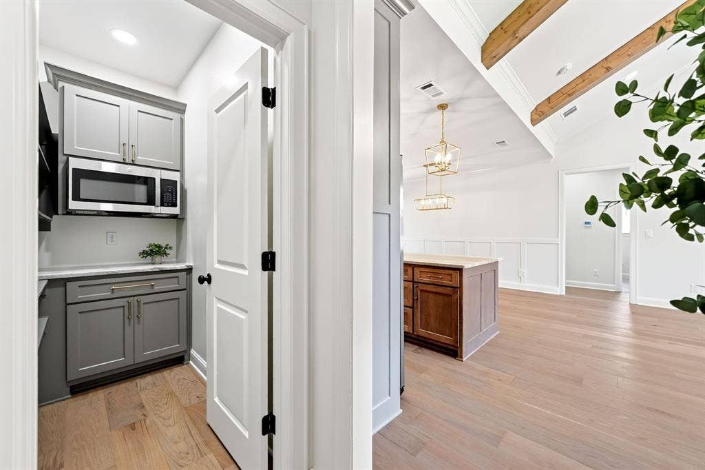 305 Grace Lane, Athens, TX 75751 305 Grace Lane, Athens, TX 75751