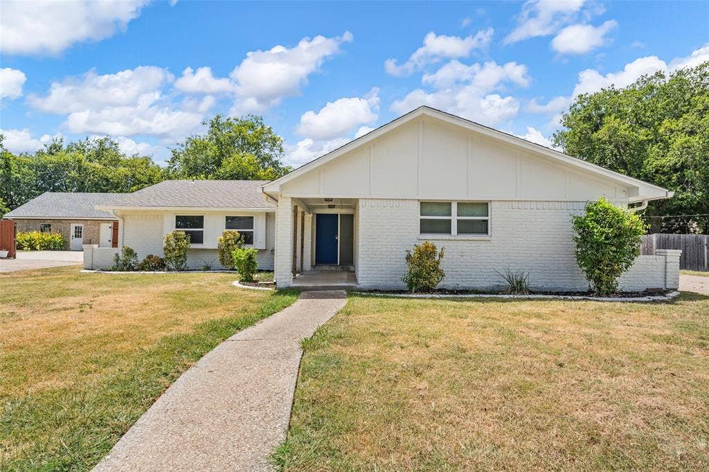229 Crockett Lane, Hewitt, TX 76643 229 Crockett Lane, Hewitt, TX 76643
