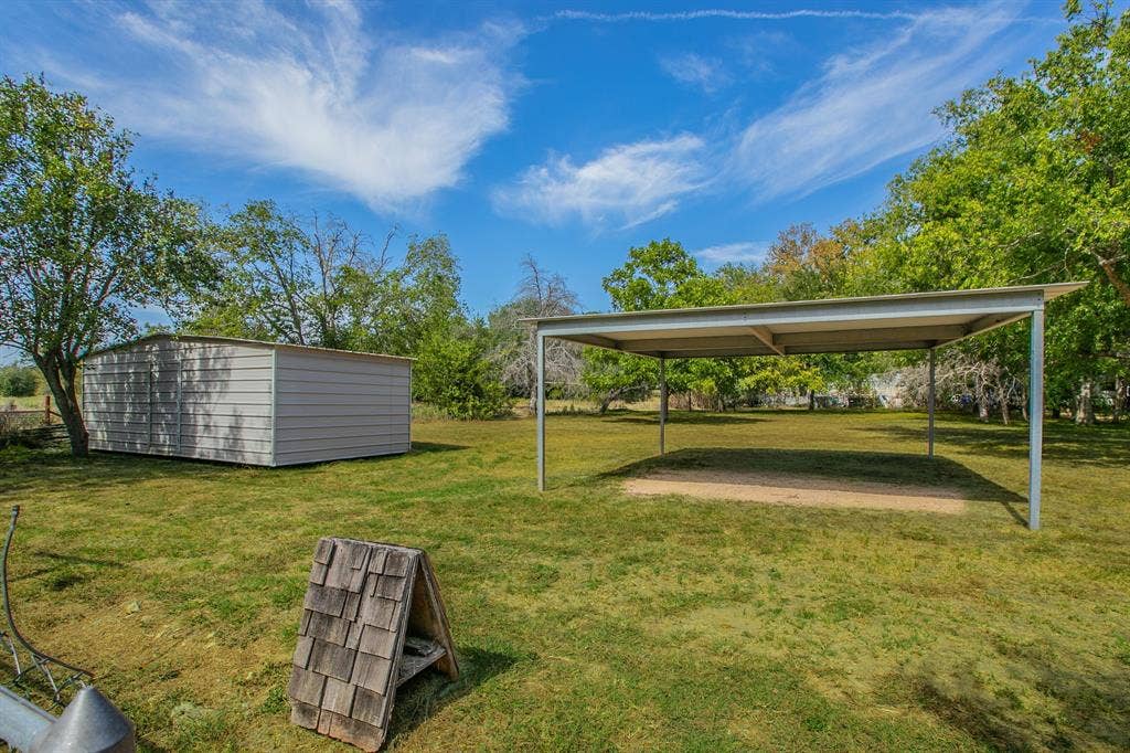 5749 S Rock Creek Loop, Waco, TX 76708 5749 S Rock Creek Loop, Waco, TX 76708