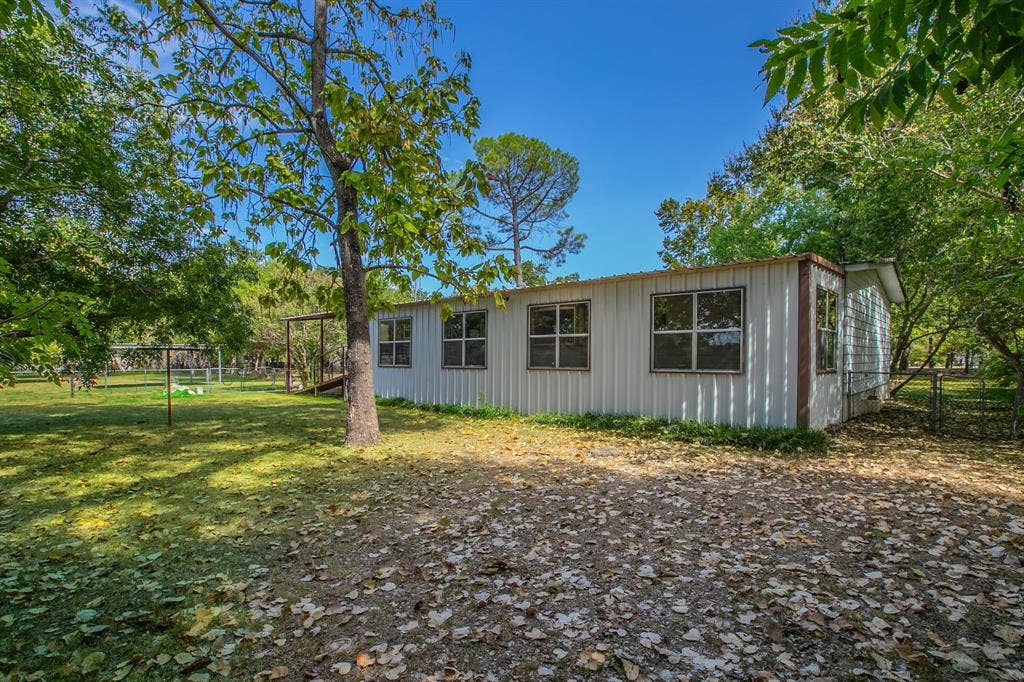 5749 S Rock Creek Loop, Waco, TX 76708 5749 S Rock Creek Loop, Waco, TX 76708