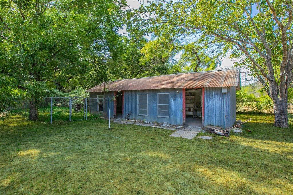 5749 S Rock Creek Loop, Waco, TX 76708 5749 S Rock Creek Loop, Waco, TX 76708