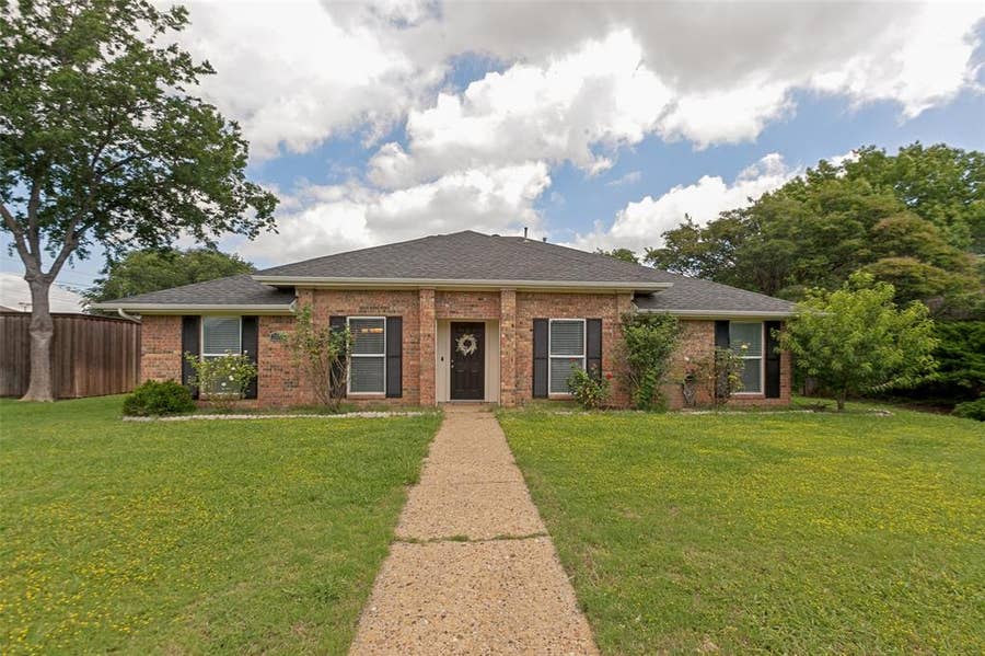 Property photo for 2013 Pleasant Valley Drive, Plano, TX