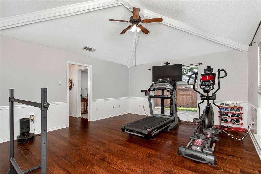 2407 Briarcliff Drive, Irving, TX 75062 2407 Briarcliff Drive, Irving, TX 75062