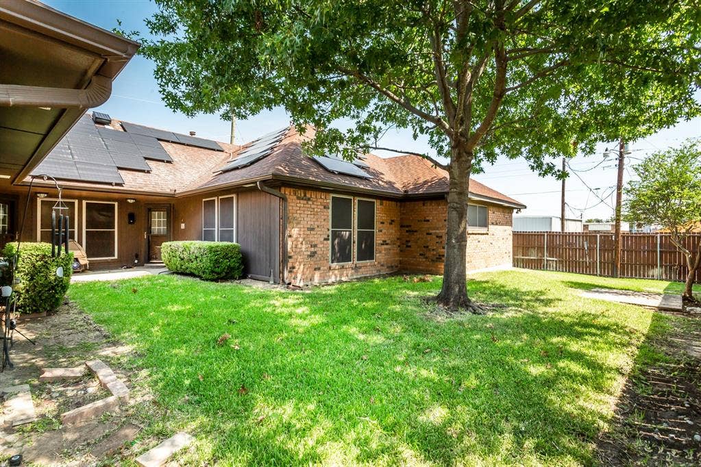 2407 Briarcliff Drive, Irving, TX 75062 2407 Briarcliff Drive, Irving, TX 75062