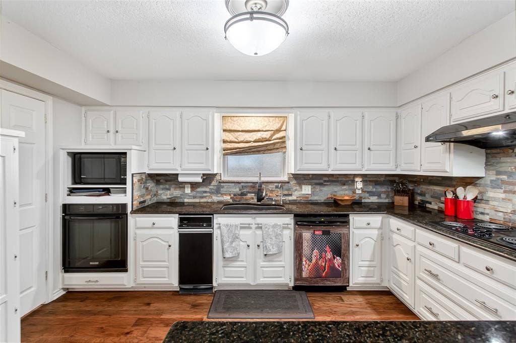 2407 Briarcliff Drive, Irving, TX 75062 2407 Briarcliff Drive, Irving, TX 75062