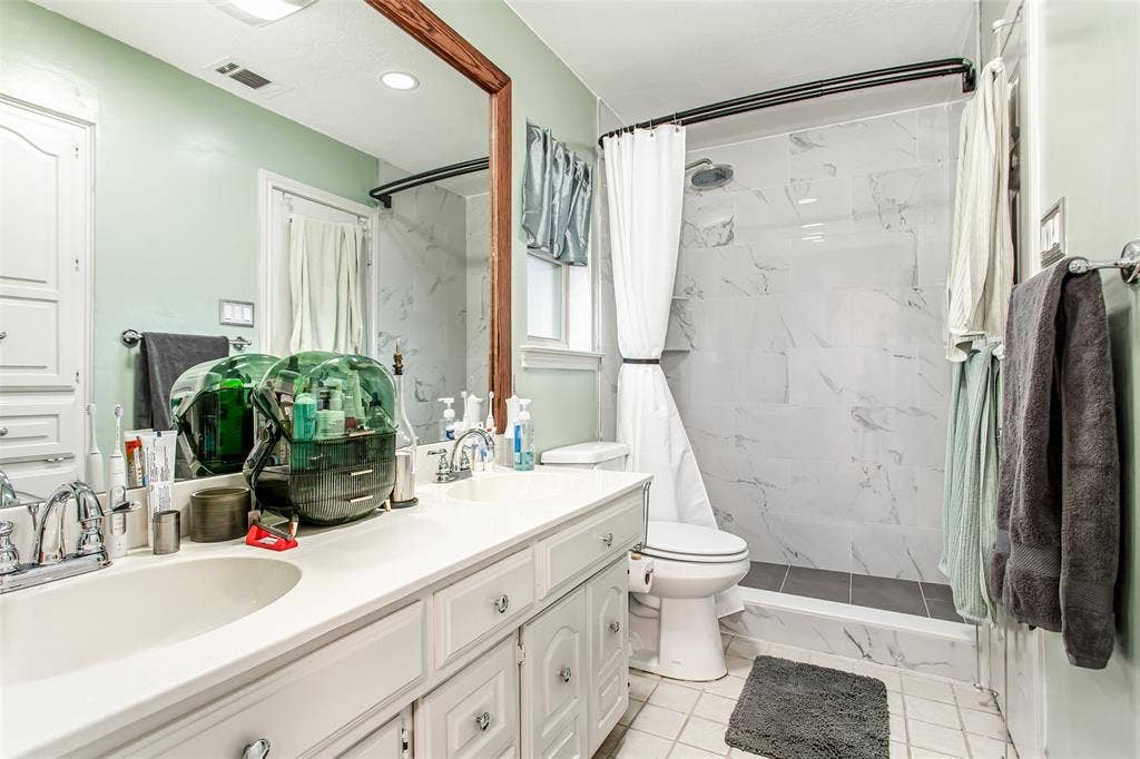2407 Briarcliff Drive, Irving, TX 75062 2407 Briarcliff Drive, Irving, TX 75062