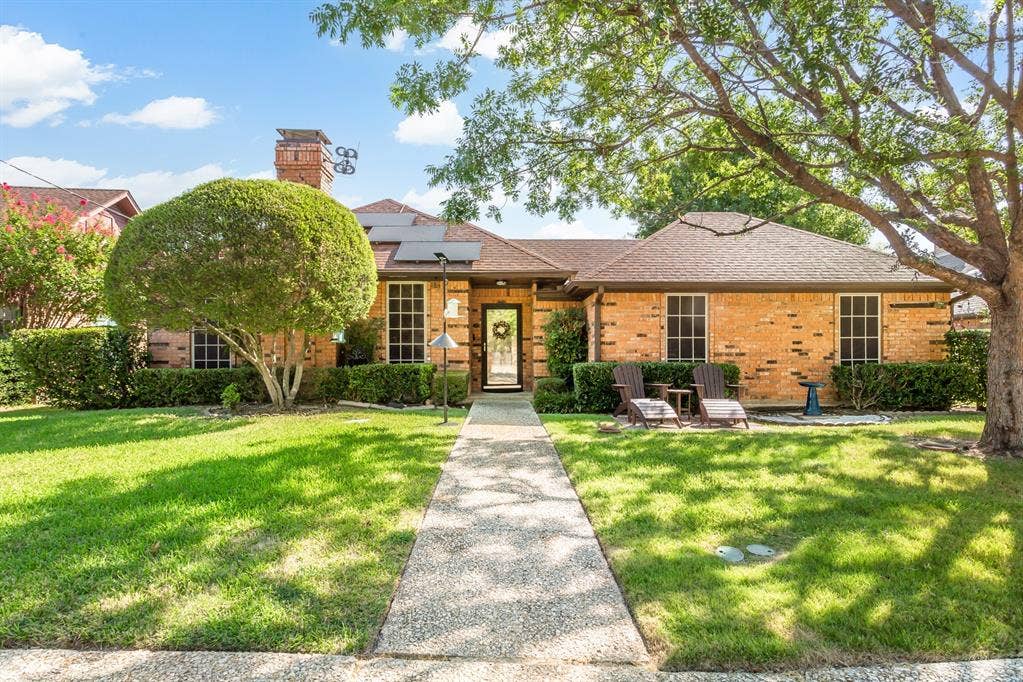2407 Briarcliff Drive, Irving, TX 75062 2407 Briarcliff Drive, Irving, TX 75062