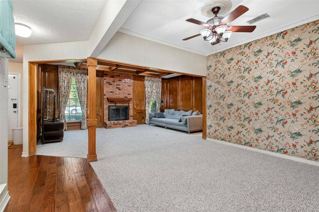 2407 Briarcliff Drive, Irving, TX 75062 2407 Briarcliff Drive, Irving, TX 75062