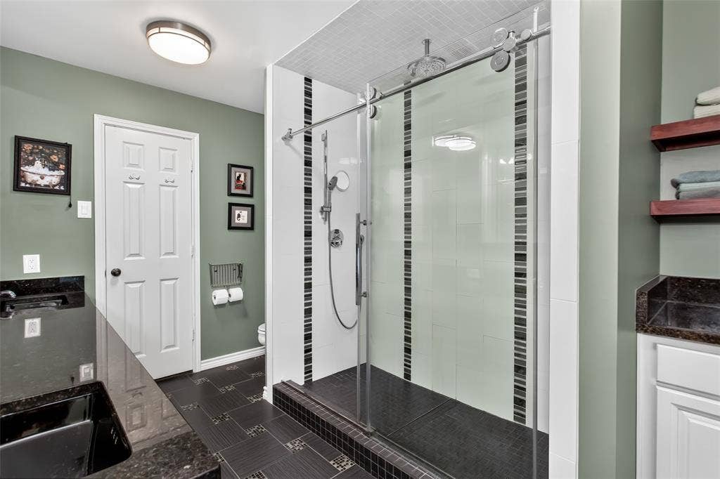 2407 Briarcliff Drive, Irving, TX 75062 2407 Briarcliff Drive, Irving, TX 75062