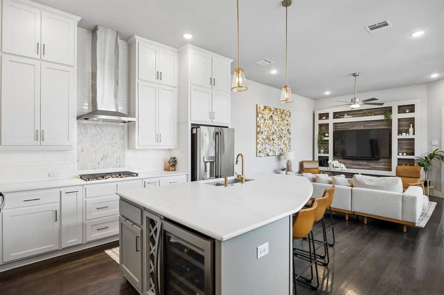 Property photo for 5105 Artemesia Lane, Dallas, TX