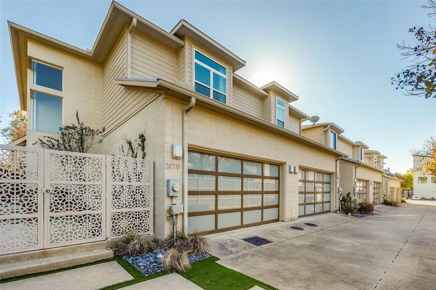 Property photo for 2070 Modern Place, Dallas, TX