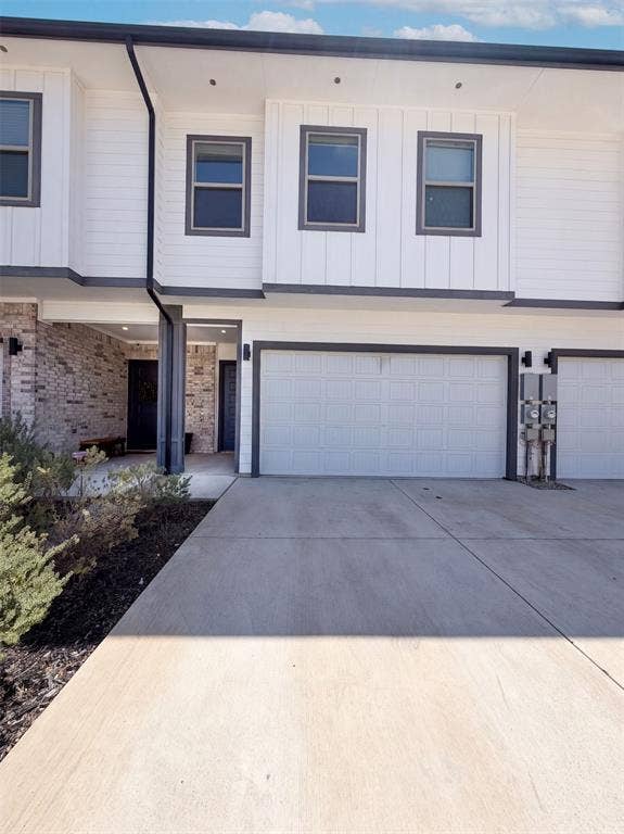 Property photo for 1020 17th Street, Plano, TX