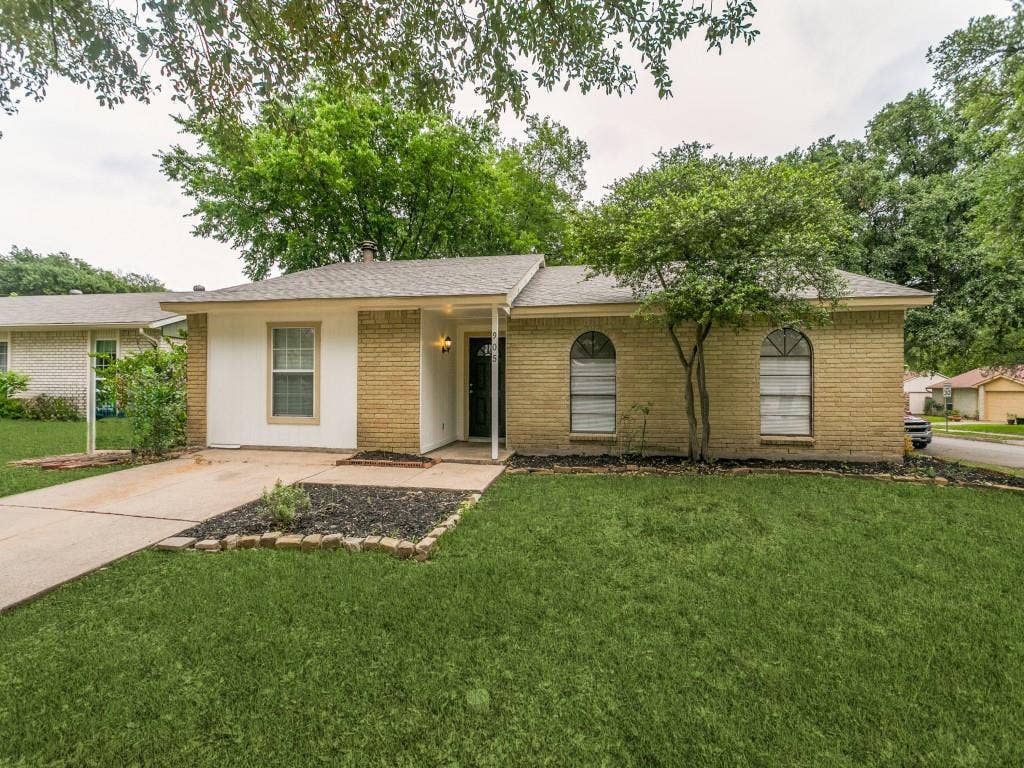 905 Hawthorne Drive, Allen, TX 75002 905 Hawthorne Drive, Allen, TX 75002