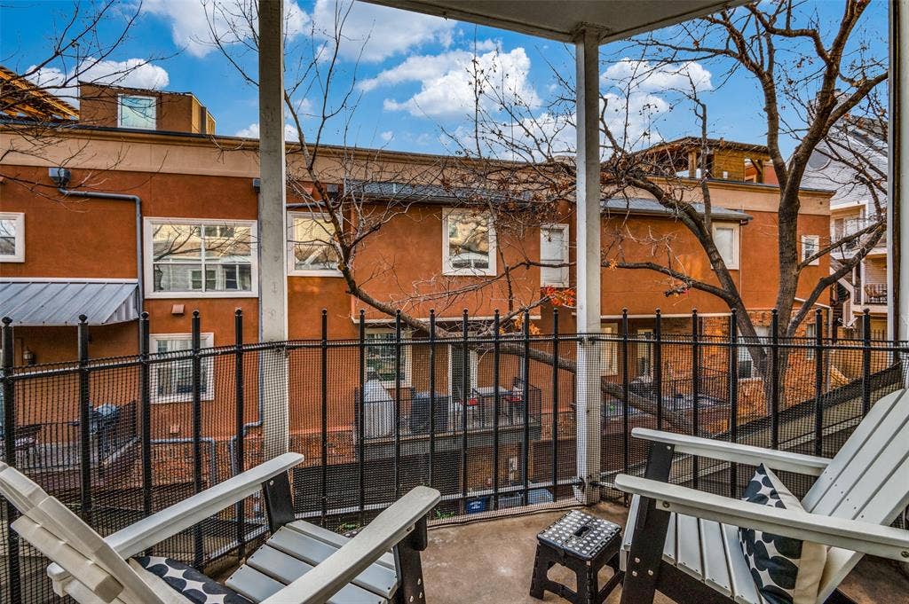 3033 San Jacinto Street, #323, Dallas, TX 75204