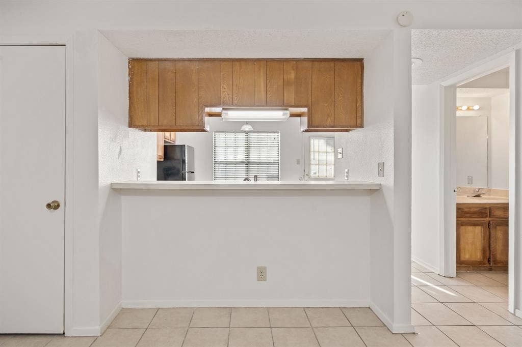 929 W Hickory Street, #A2, Denton, TX 76201 929 W Hickory Street, #A2, Denton, TX 76201