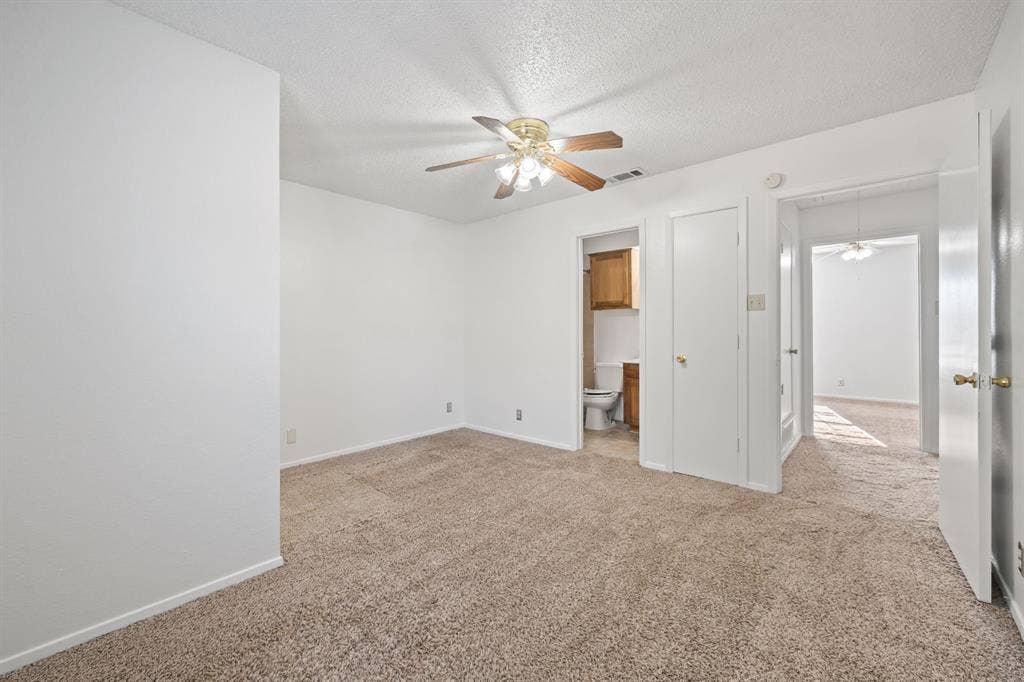 929 W Hickory Street, #A2, Denton, TX 76201 929 W Hickory Street, #A2, Denton, TX 76201