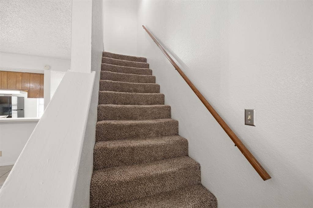 929 W Hickory Street, #A2, Denton, TX 76201 929 W Hickory Street, #A2, Denton, TX 76201