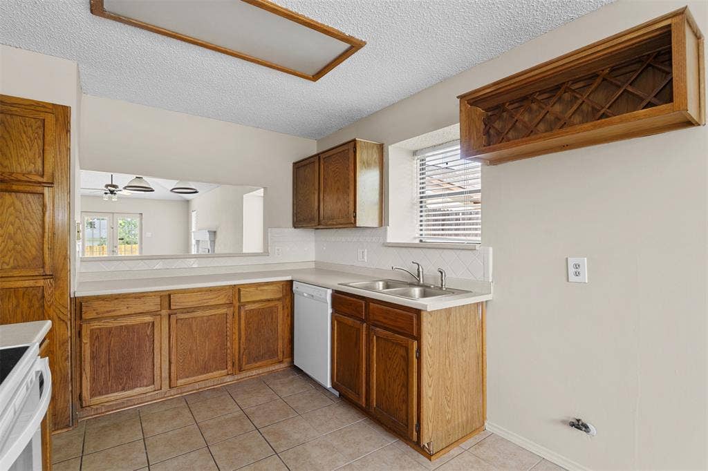 6508 Fairview Drive, Watauga, TX 76148 6508 Fairview Drive, Watauga, TX 76148
