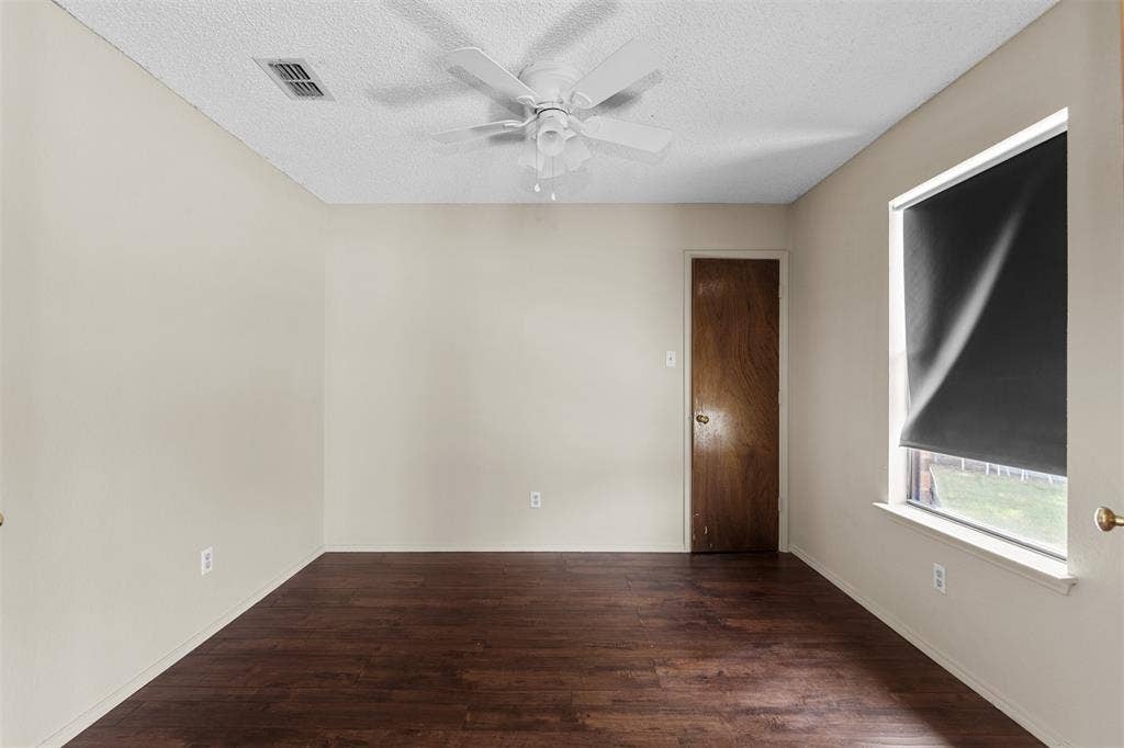 6508 Fairview Drive, Watauga, TX 76148 6508 Fairview Drive, Watauga, TX 76148