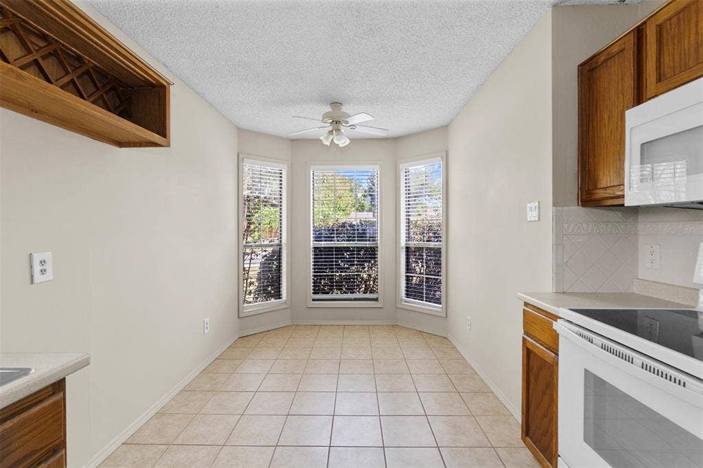 6508 Fairview Drive, Watauga, TX 76148 6508 Fairview Drive, Watauga, TX 76148