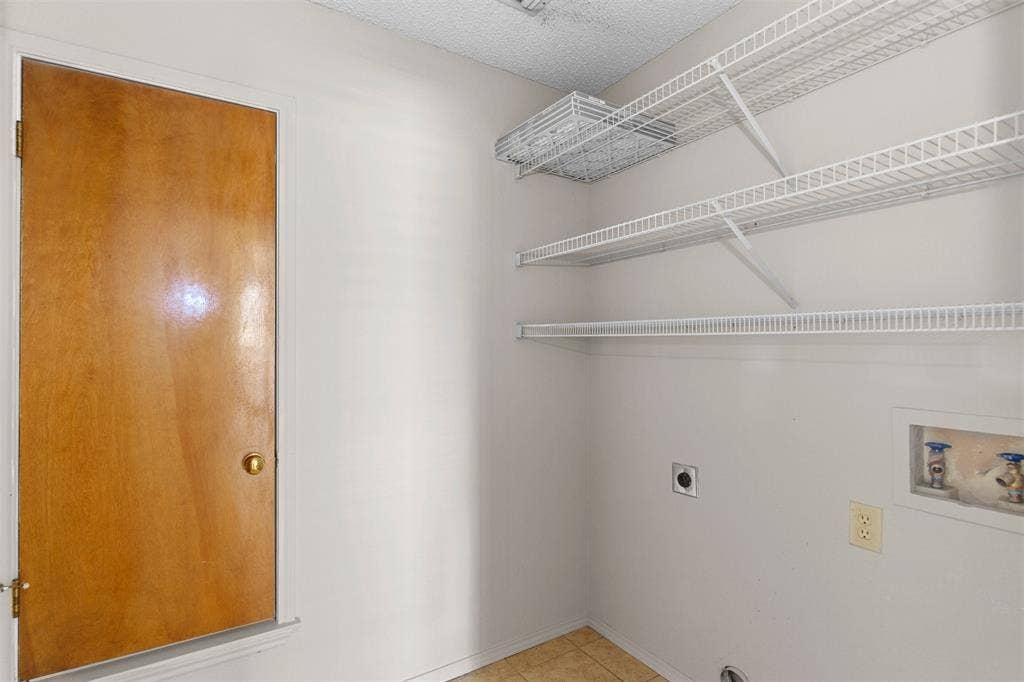 6508 Fairview Drive, Watauga, TX 76148 6508 Fairview Drive, Watauga, TX 76148