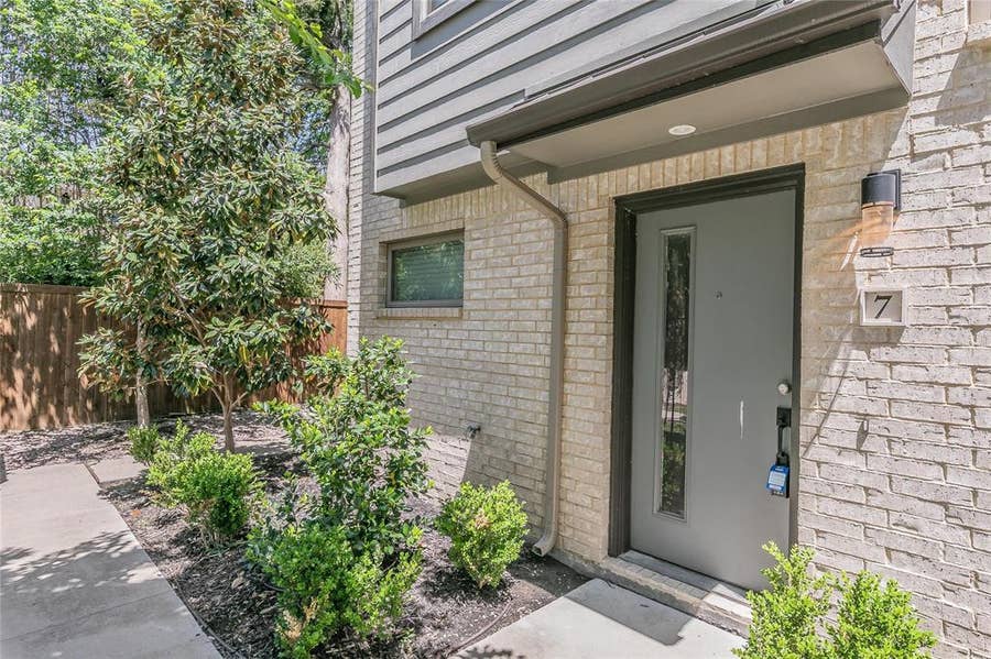 Property photo for 5901 Ross Avenue, #7, Dallas, TX