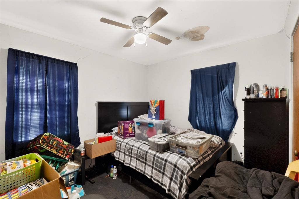 2225 Mayfair Street, Ennis, TX 75119 2225 Mayfair Street, Ennis, TX 75119