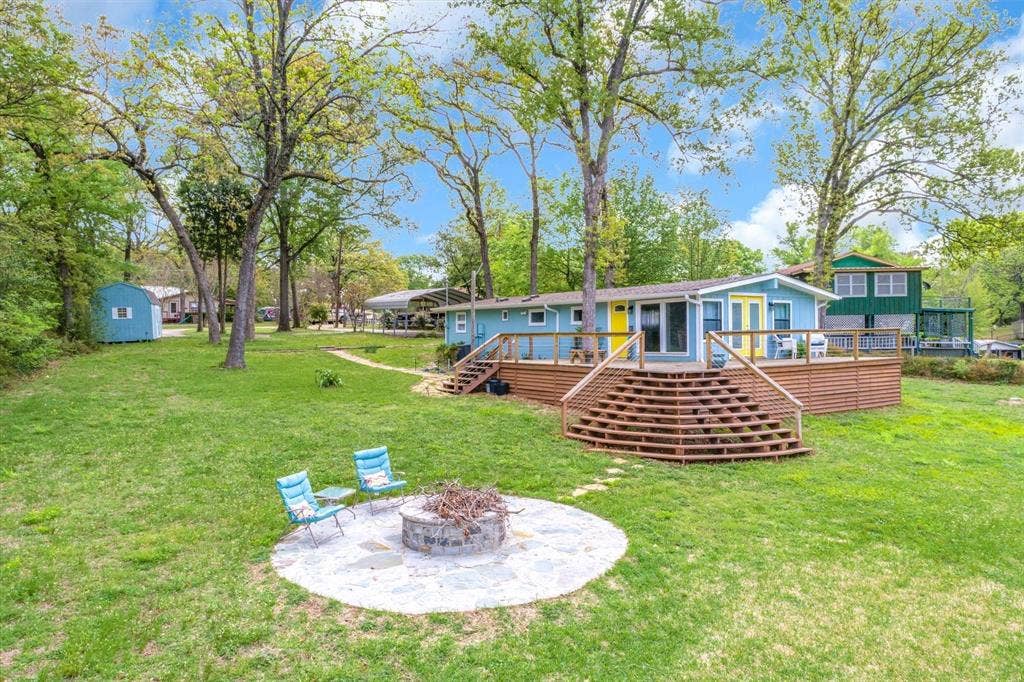 230 Shady Shores Drive, Mabank, TX 75156 230 Shady Shores Drive, Mabank, TX 75156