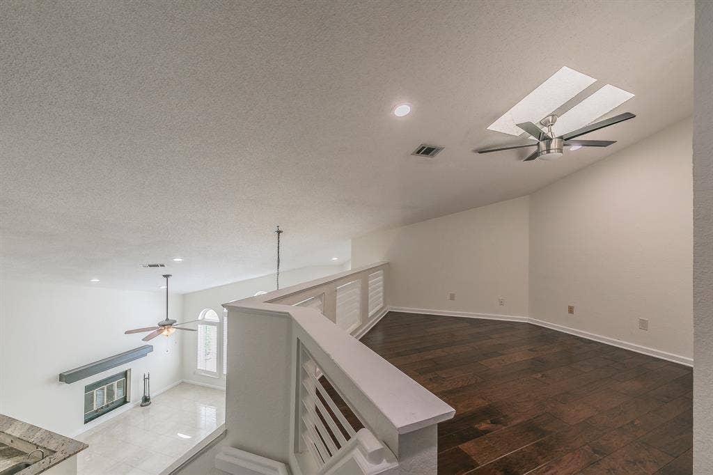 400 S Fielder Road, Arlington, TX 76013