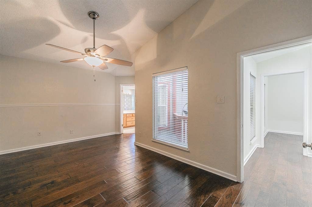 400 S Fielder Road, Arlington, TX 76013