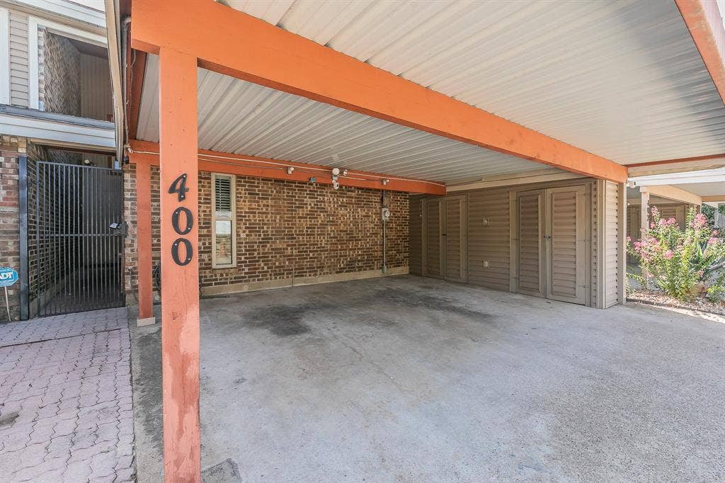 400 S Fielder Road, Arlington, TX 76013