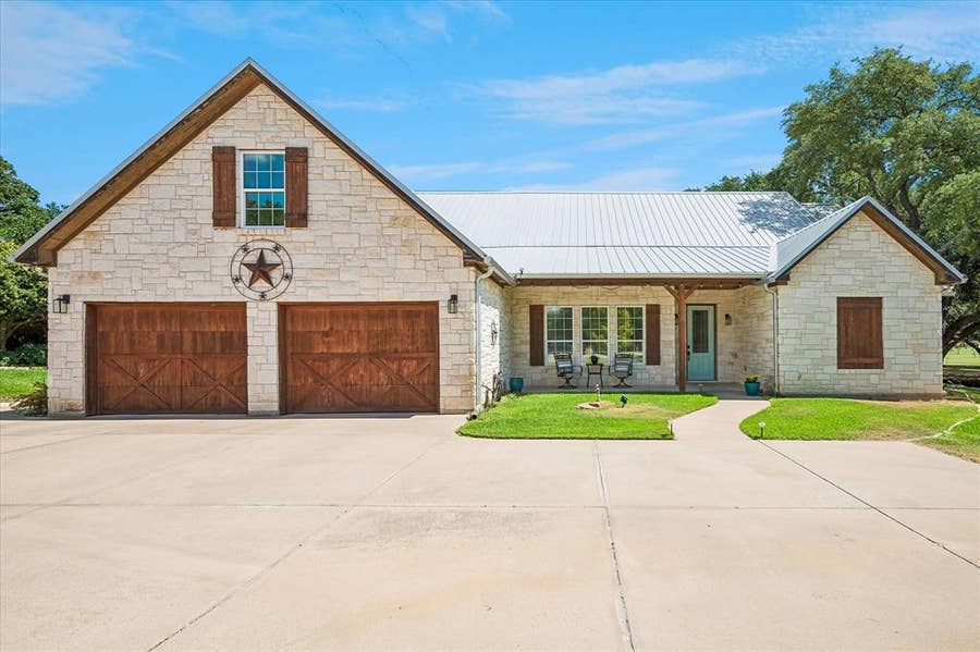Property photo for 5009 Pequeno Court, De Cordova, TX