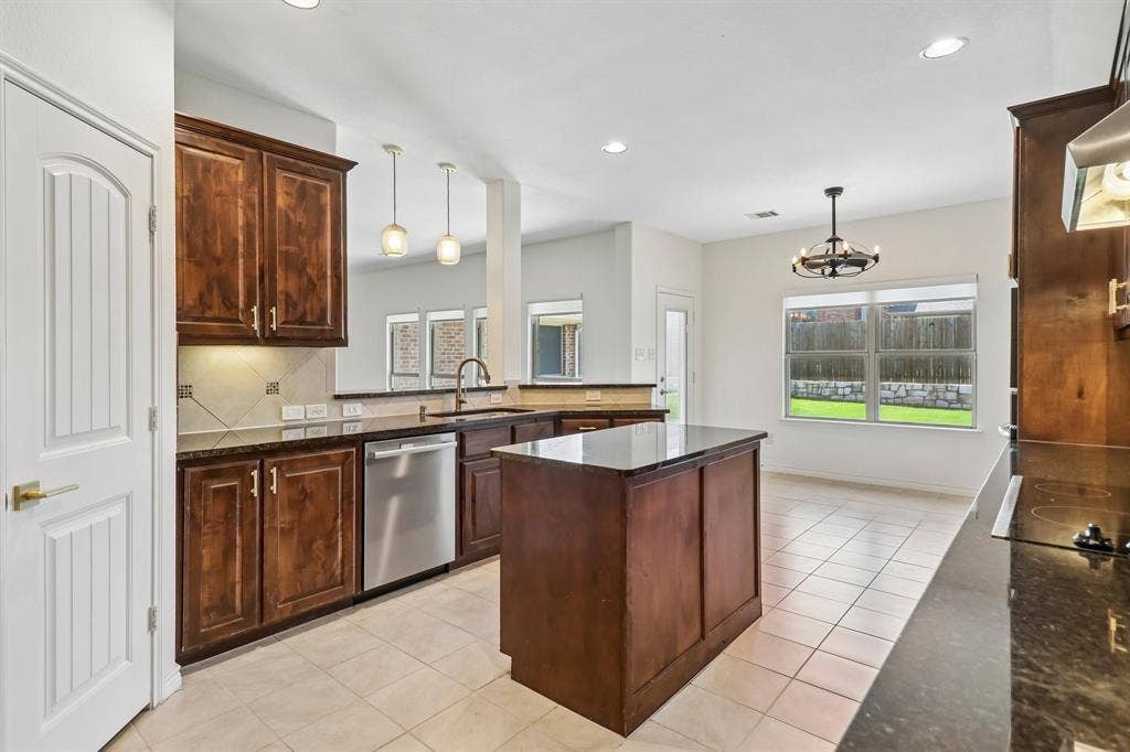 2003 Jayden Lane, Wylie, TX 75098 2003 Jayden Lane, Wylie, TX 75098