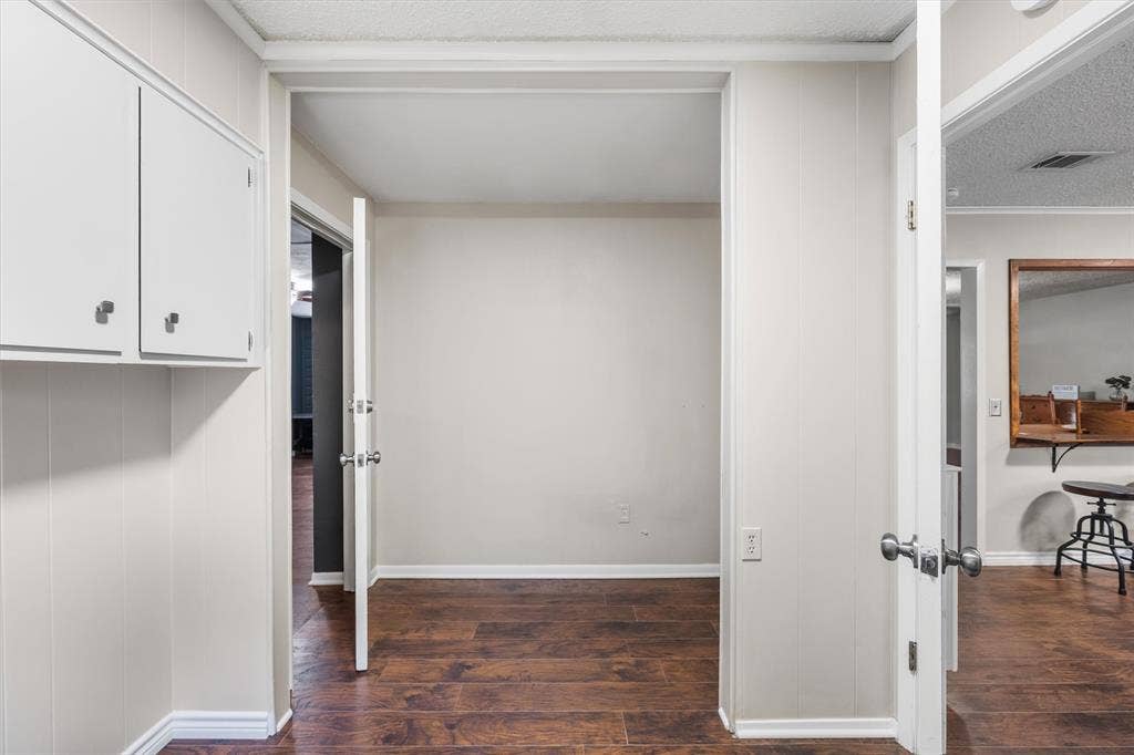 2941 Trey Circle, Athens, TX 75752 Extra space for storage