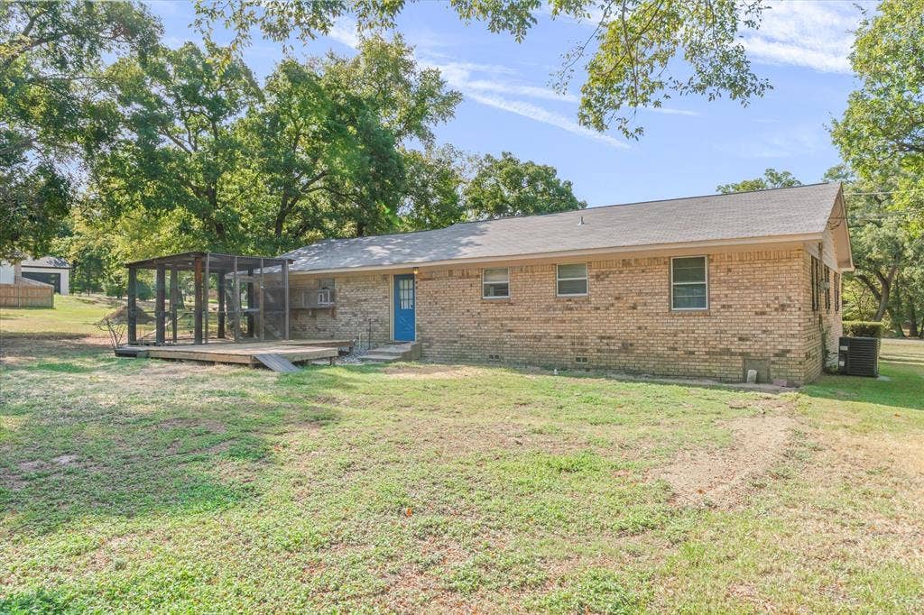 2941 Trey Circle, Athens, TX 75752 This home sits on 3 lots so plenty of outdoor space to do what your like