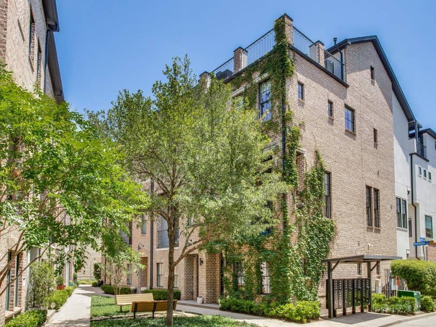 Property photo for 2113 Minehampton Lane, Dallas, TX
