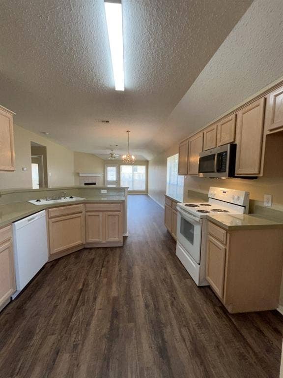 1509 Killdee Court, DeSoto, TX 75115 1509 Killdee Court, DeSoto, TX 75115