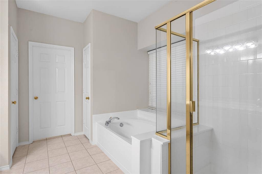 3328 Timber Brook Drive, Plano, TX 75074 3328 Timber Brook Drive, Plano, TX 75074