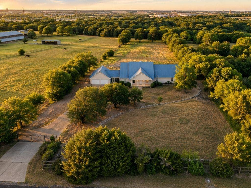 8760 County Road 858, McKinney, TX 75071 8760 County Road 858, McKinney, TX 75071