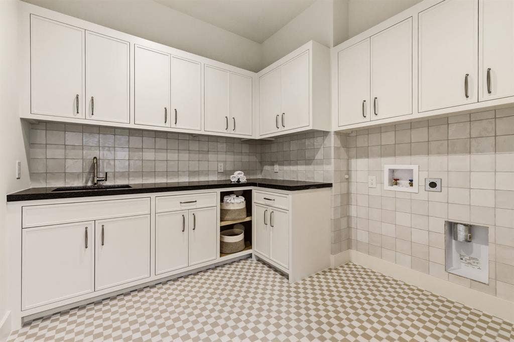 4031 Herschel Avenue, Dallas, TX 75219 4031 Herschel Avenue, Dallas, TX 75219