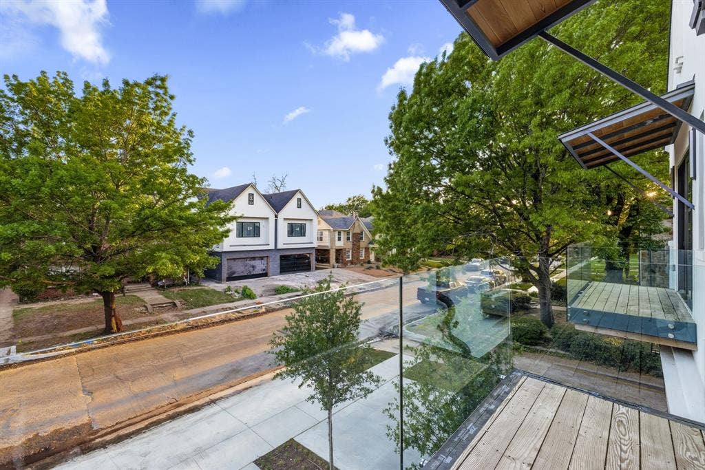 4031 Herschel Avenue, Dallas, TX 75219 4031 Herschel Avenue, Dallas, TX 75219