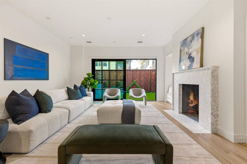 4031 Herschel Avenue, Dallas, TX 75219 4031 Herschel Avenue, Dallas, TX 75219