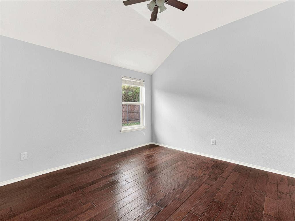 7409 High Point Drive, Sachse, TX 75048 Secondary bedroom